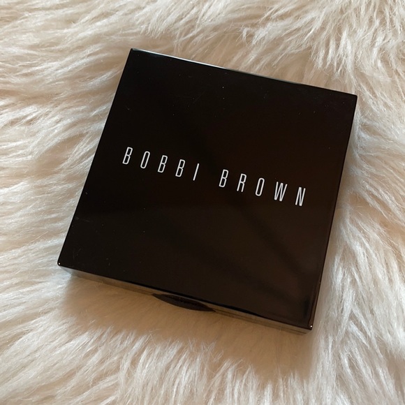 NWOB Bobbi Brown Pink Glow Highlighting Powder! - Picture 4 of 11